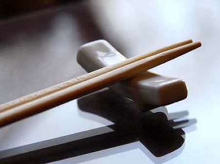 日本重视筷子 设「筷子节」(图1)